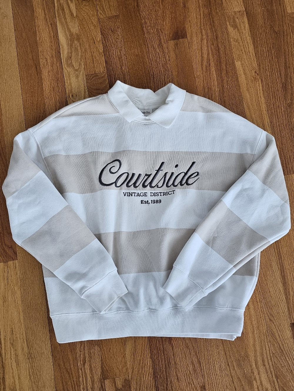 Courtside Vintage District Striped Crewneck Sweater - White & Beige